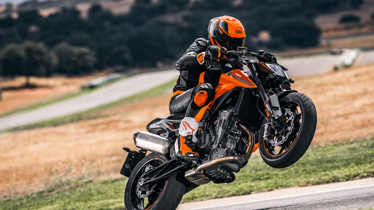 207294_KTM 790 DUKE MY 2018.jpg